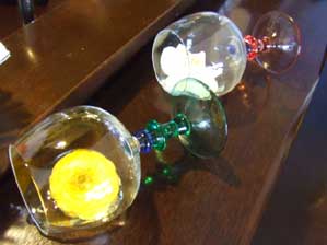 ���i���L�����X�ƌӒ���